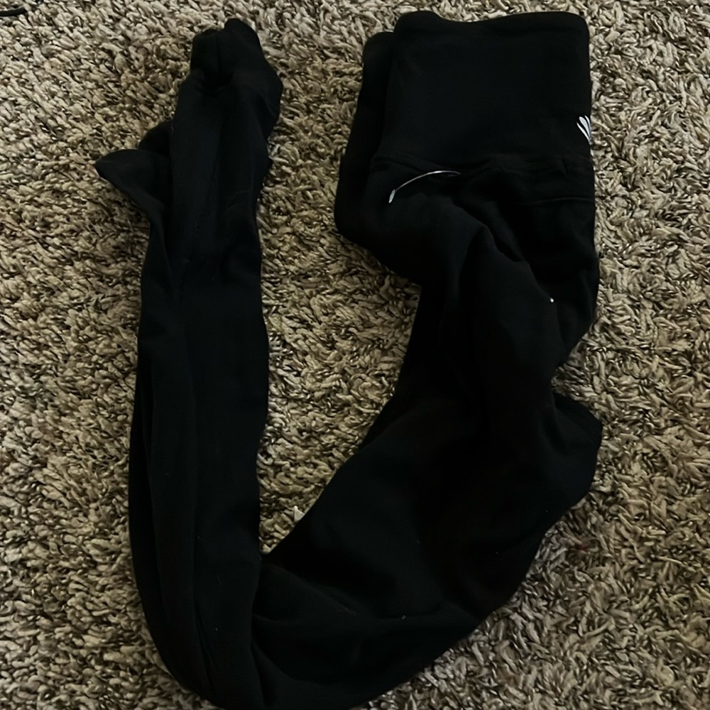 Black leggings